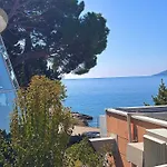Echo Boutique Rabac