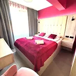 Echo Boutique Hotel 4*
