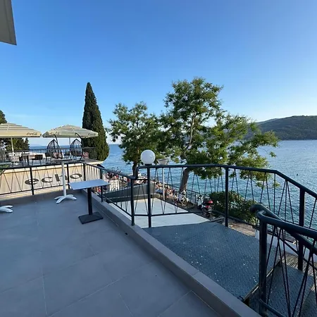 Echo Boutique Hotel 4*
